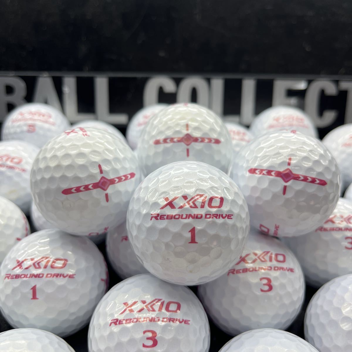No.694【ロストボール・ゼクシオ XXIO・REBOUND DRIVE・プレミアムピンク・Aランク・34球】