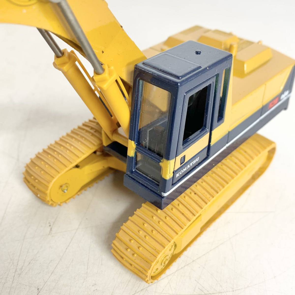 KOMATSU PC200 ミニカー DANDY 昭和レトロ トミカ ダンディ 1⁄43 コマツ パワーショベル PC200 DK-001