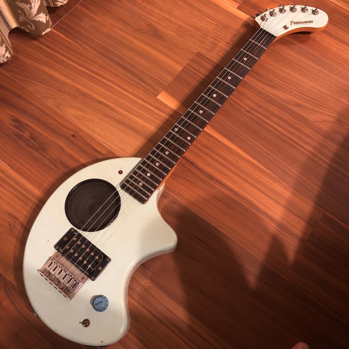FERNANDES ZO-3 アンプ内蔵 ミニ ギター ソフトケース付T2291358
