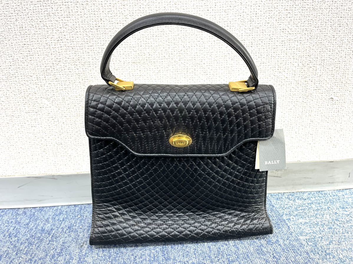 □美品□ BALLY バリー レザー キルティング ゴールド金具 ワン 