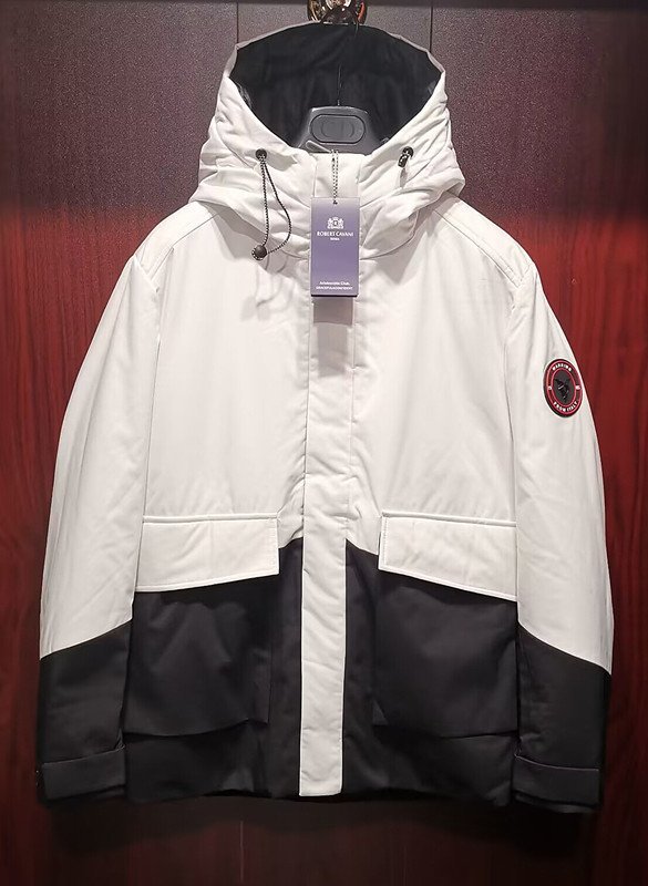 最高級*定価16万◇イタリア・ローマ発*ROBERT CAVANI・インナーダウン