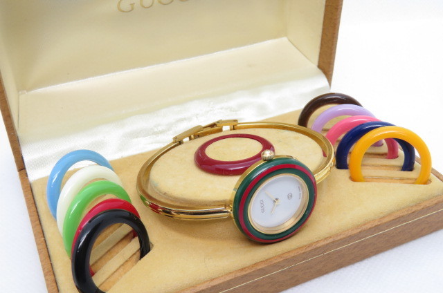 1円～【動作品】GUCCI グッチ チェンジベゼル バングルウォッチ クオーツ レディース腕時計 1100-L べゼル12個 文字盤ホワイト　10-11-8