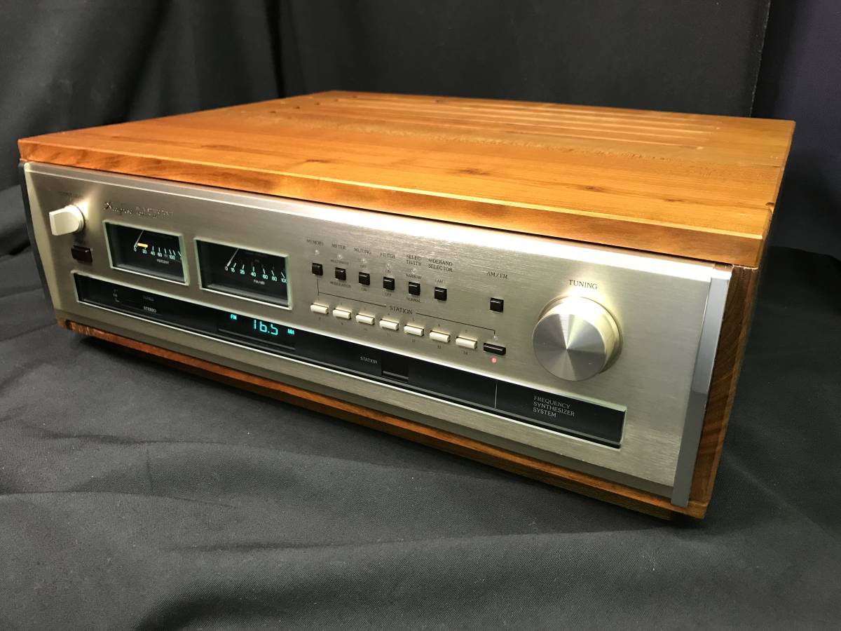 ACCUPHASE(アキュフェーズ） FM⁄AMチューナー T-106 (社外品ウッド