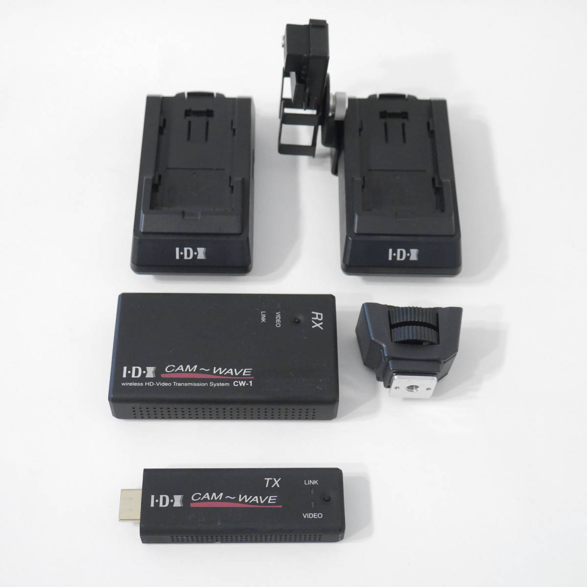 IDX I-D-X CW-1dx System HDMI: ワイヤレスHDビデオ伝送システム(受信機 IDX ワイヤレスHDビデオ伝送システム CW-1S ソニー Lバッテリー対応 無線送受信器 屋外使用可 HDMI(1080i/59.94等)対応 中古品 送料無料