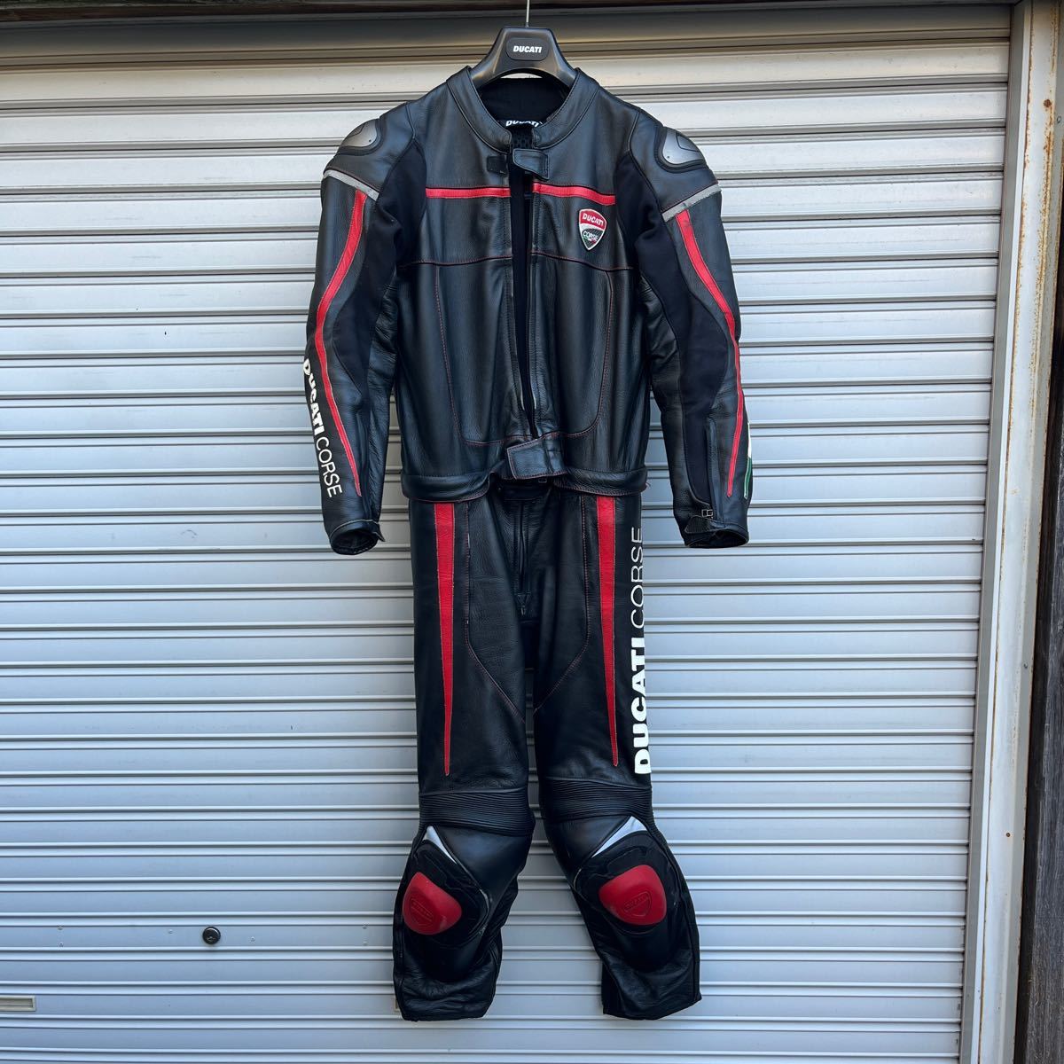 ☆DUCATI by DAINESE ドゥカティ ダイネーゼ パンチングレザー