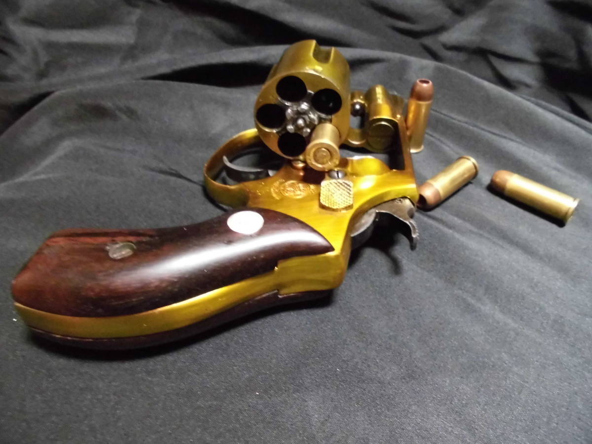 S&W M36 チーフスペシャル 金属モデルガン 木グリ コクサイ 観賞用 M36