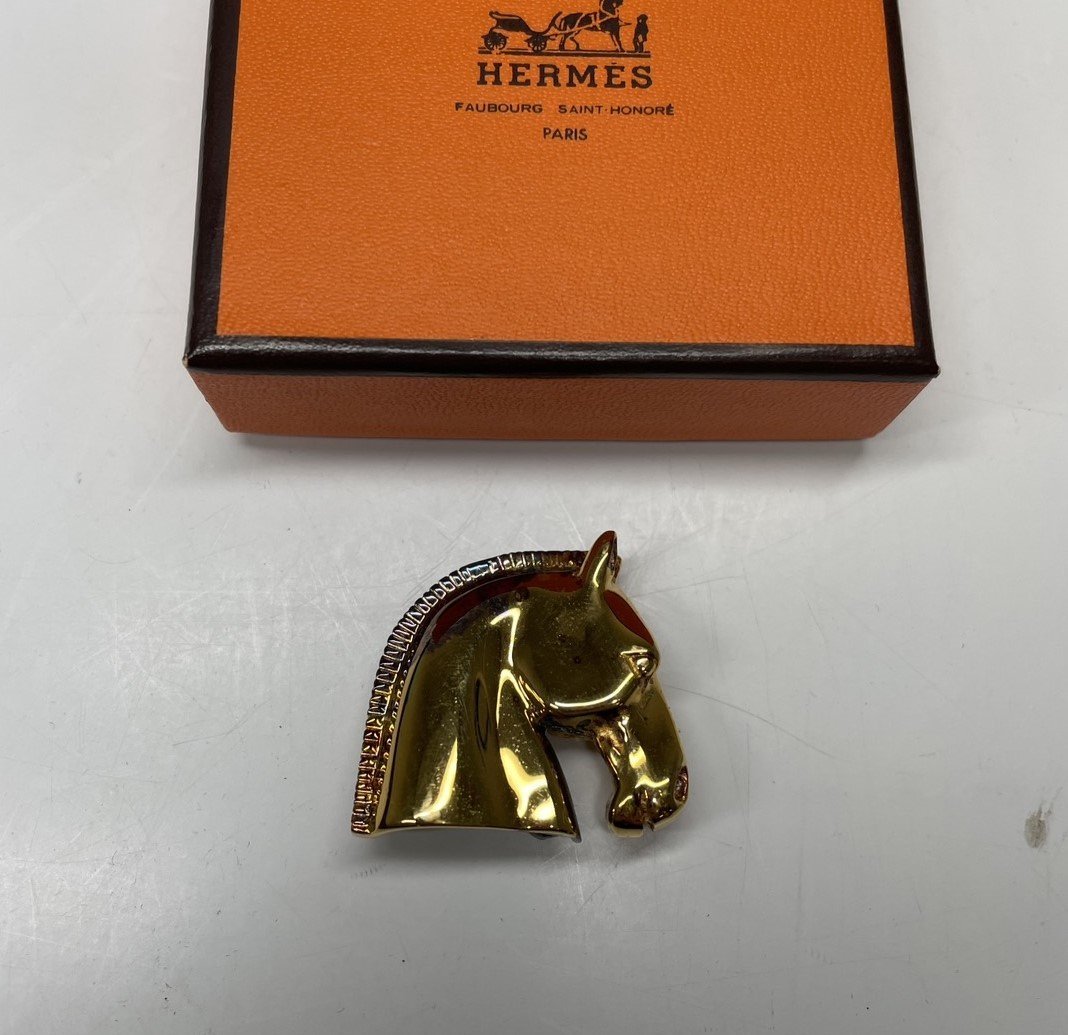 HERMES エルメス ホースヘッド ピンブローチ ゴールド HERMES エルメス ブローチ ホースヘッド 馬 ゴールド エルメス