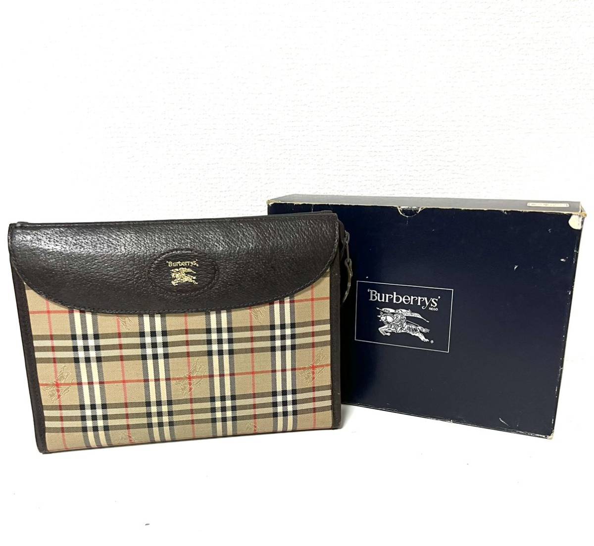 美品】バーバリー ホースロゴ セカンドバック 本革 ノバチェック