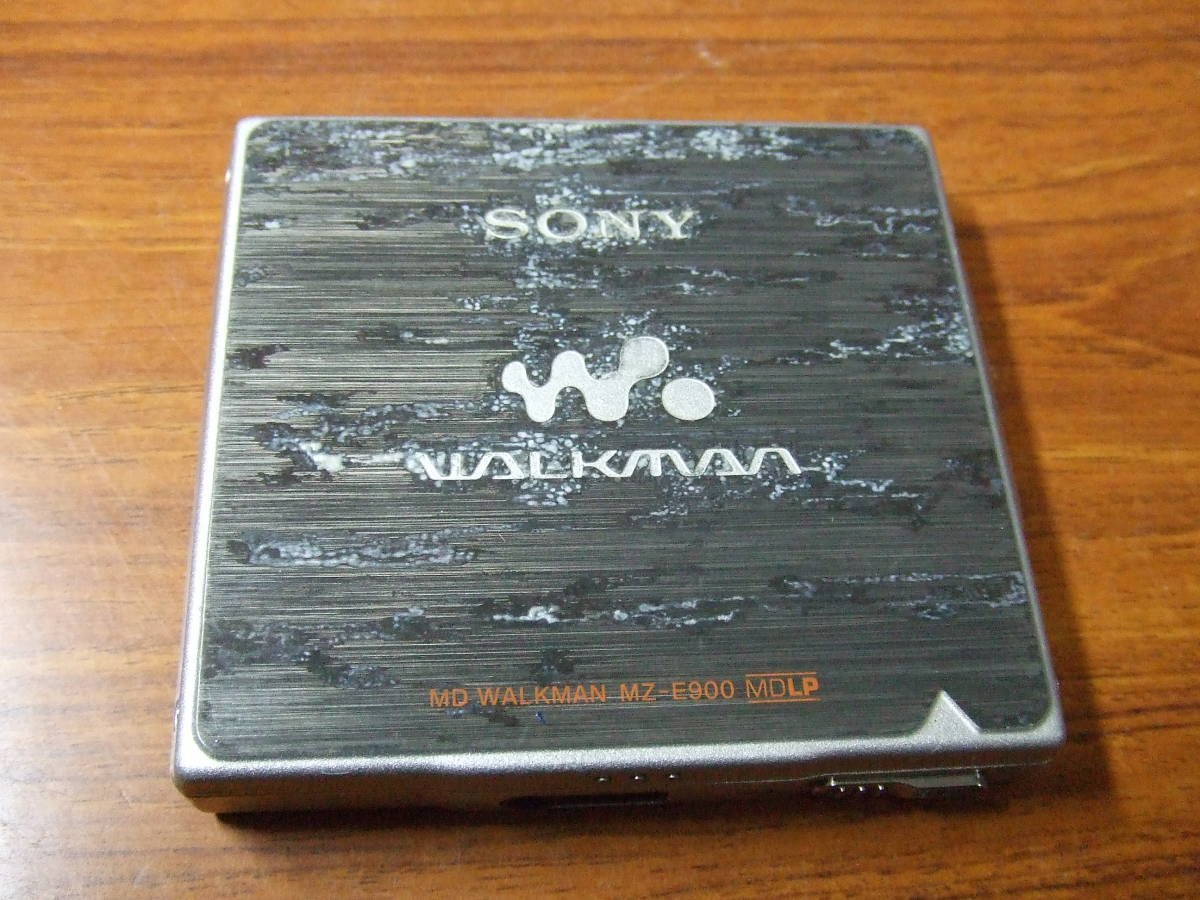 f330　SONY/ソニーMDウォークマン MZ-E900　中古 本体 再生OK 