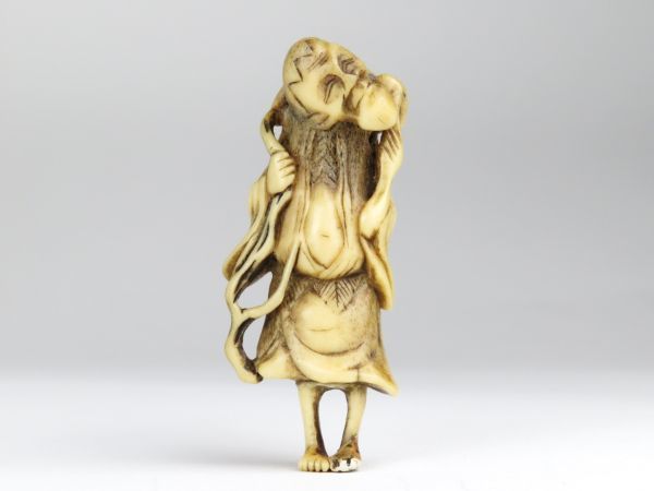 5880】明治時代 提物 鹿角 蝦蟇仙人 根付（初品・買取品） 美術品