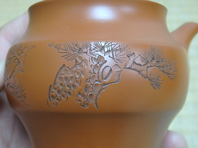 !〇常滑焼 急須 『梅原 宗光 作』 朱泥 細密彫り 松 漢詩 煎茶道具 常滑焼 の落札相場・落札価格 Yahoo!オークション ：古美術 急須 公式