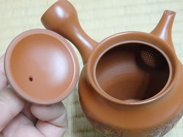 !〇常滑焼 急須 『梅原 宗光 作』 朱泥 細密彫り 松 漢詩 煎茶道具 常滑焼 の落札相場・落札価格 Yahoo!オークション ：古美術 急須 公式