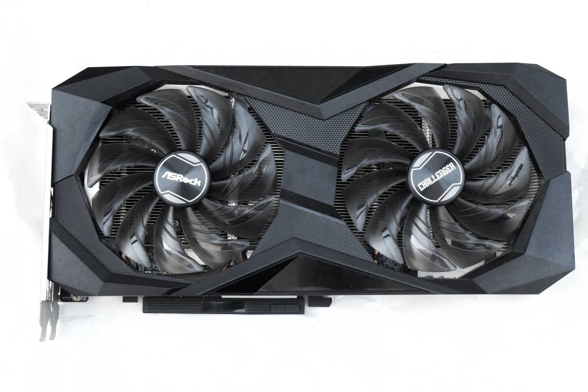 RX 0 XT ASRock AMD D 8GB Challenger OC Radeon Radeon™ Phantom 