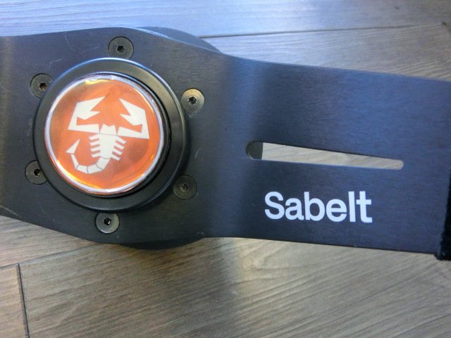 中古 Sabelt ステアリングボス付き アバルト ABARTH 35Φ アバルト