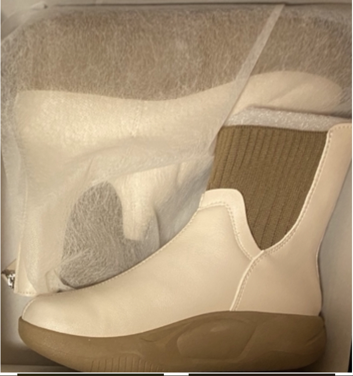 外反拇趾ショートブーツ　ホワイト