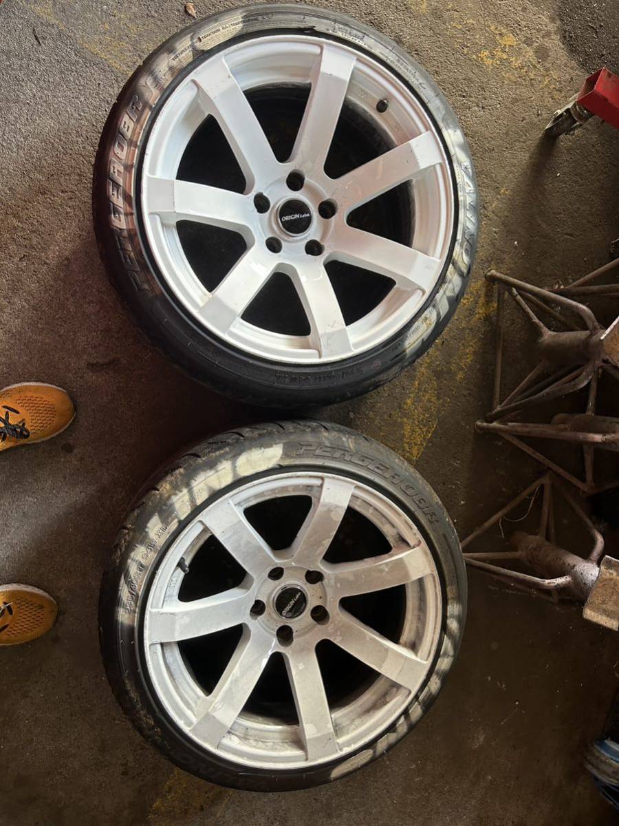 オリジン ホイール 白(17インチ9.5jオフセット0)タイヤ付き valino 