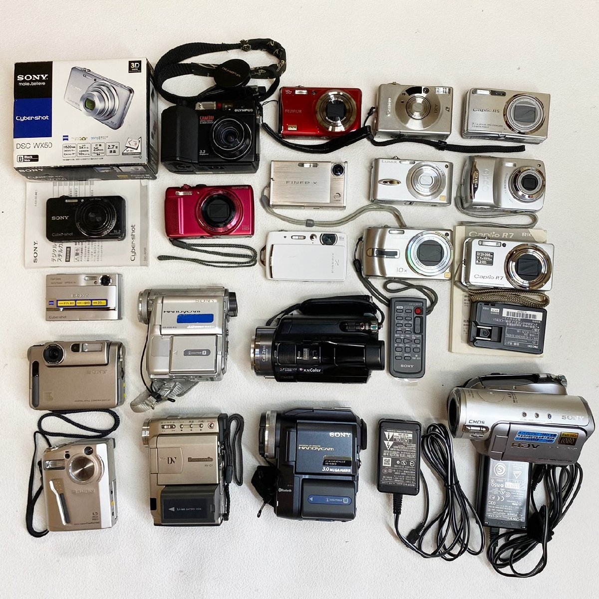 SONYなどビデオカメラ　ジャンク品　まとめ売り まとめ売り Canon Pentax Panasonic Ricoh Olympus Sony Fujifilm など
