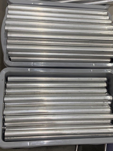 【30本セット】アルミ丸棒　φ16×270～300mm　アルミ合金　A6061　端材　【宅配便　お届け地域別送料】《#a16-300-30》