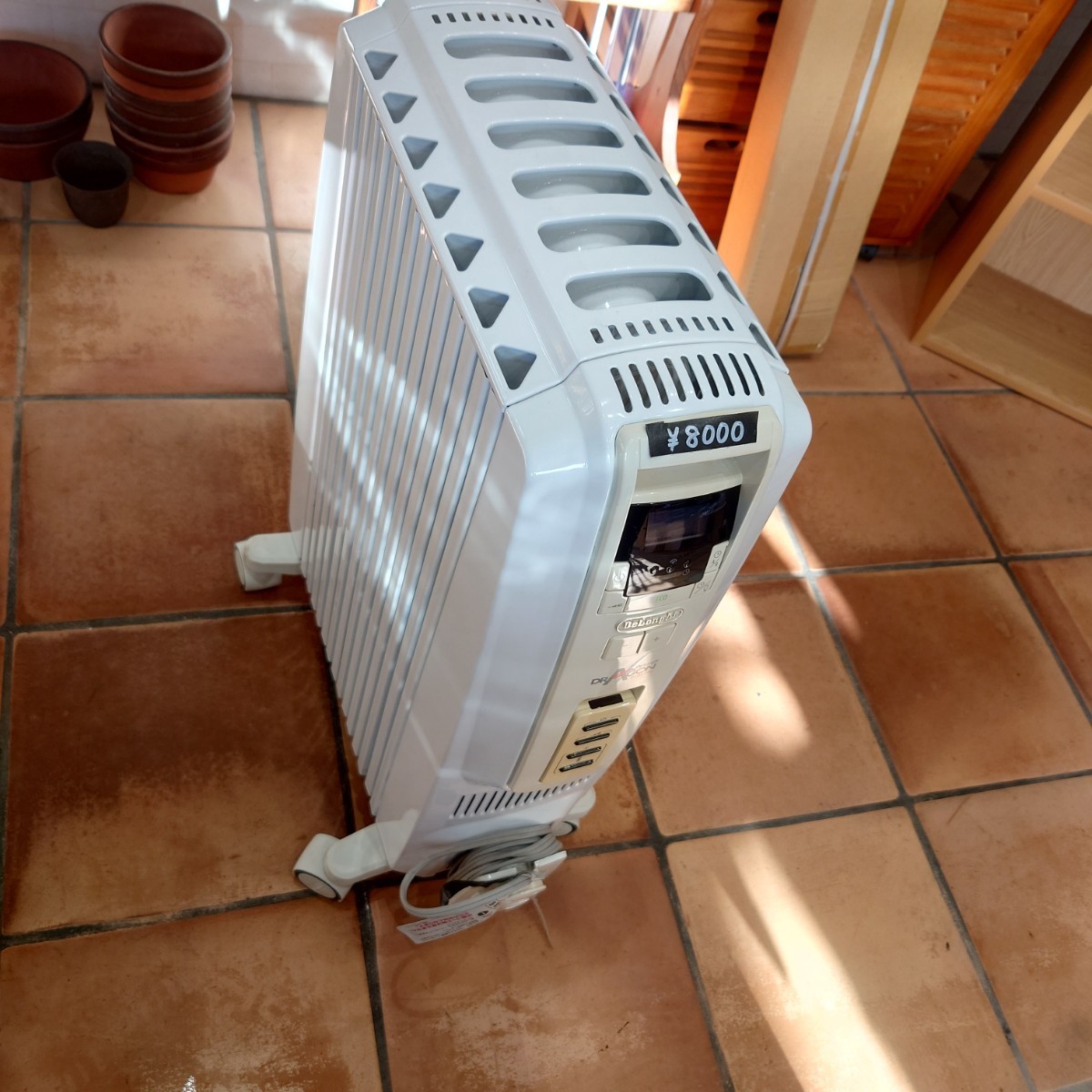 DeLonghi(デロンギ) ⭐オイルヒーター⭐4~10畳⭐TDDS0915BL 極美品 