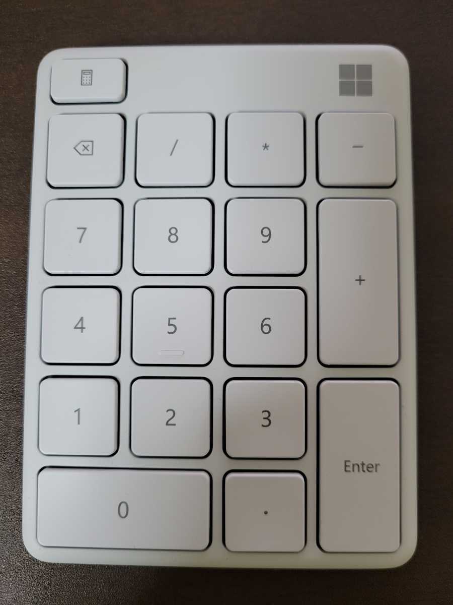 23o Microsoft マイクロソフト 1969 Bluetooth テンキー ナンバー パッド Number Pad 23O-00018(テン ...