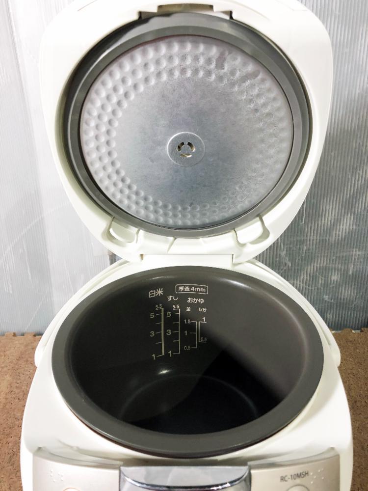 東芝 炊飯器 5.5合 一人暮らし用 マイコン 銅コート 釜 ホワイト RC