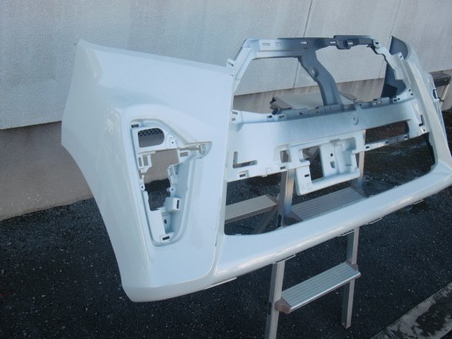 タントカスタム♪純正◆フロントバンパー【LA650S/前期】中古♪ 52119-B2G00 -la650s 2026年最新Yahoo!オークション ガーニッシュ フロントリップガーニッシュ フロントバンパーロアモール