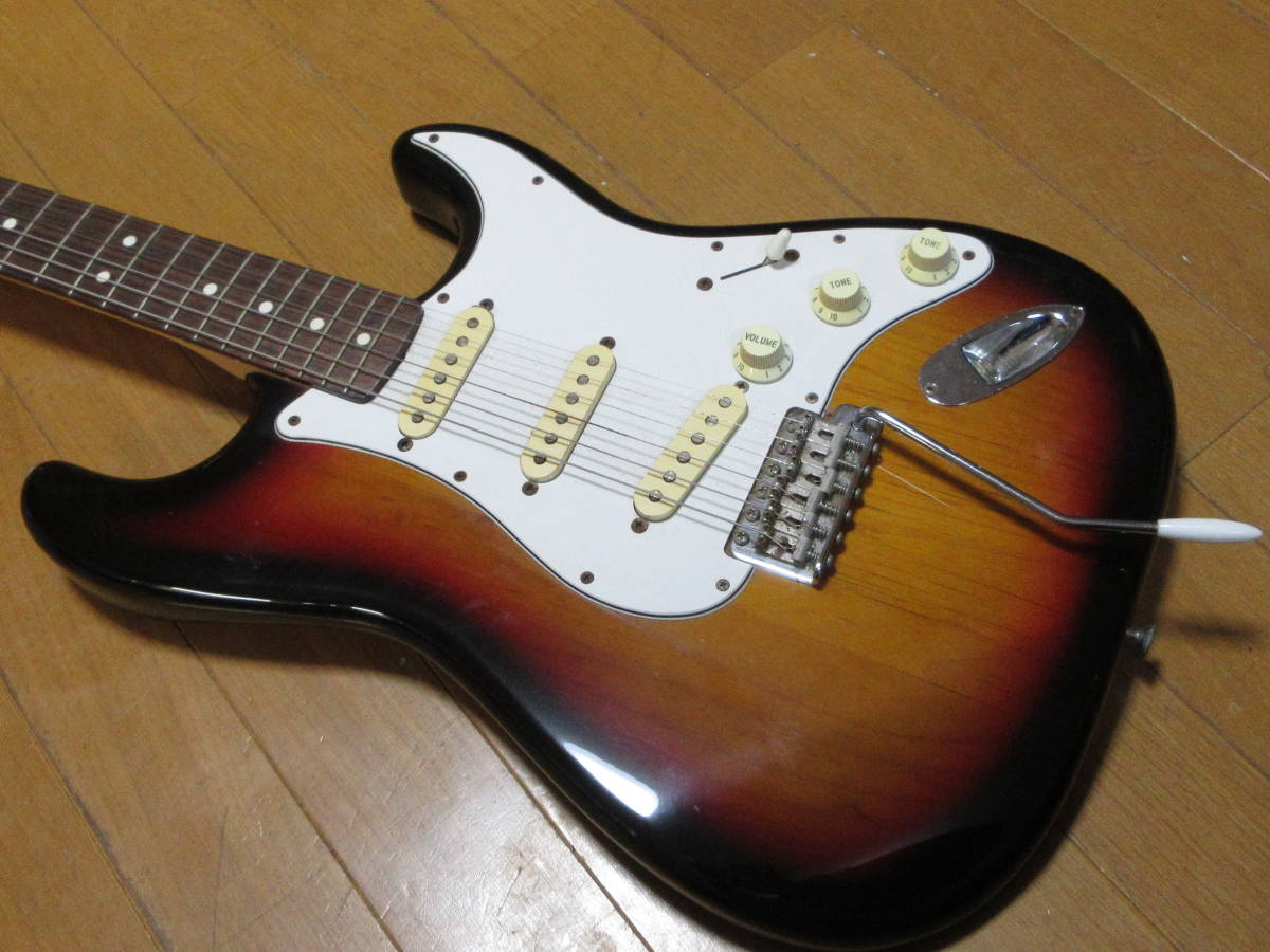 極美品 Fender Japan MADE IN JAPAN Tシリアル 日本製 ストラト Japan
