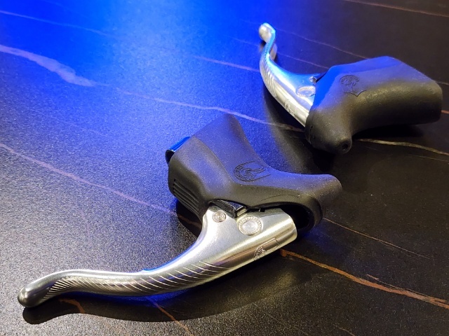 売り切り 未使用 Campagnolo カンパニョーロ C record Cレコード