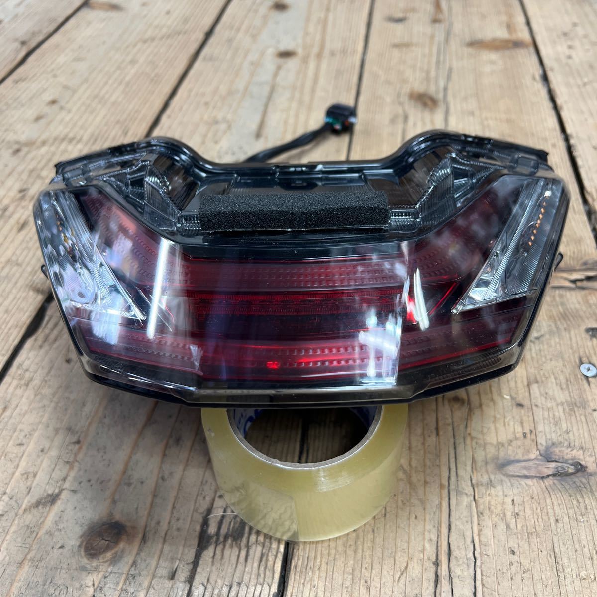 ☆PCX160 純正 テールライト ウインカー ブレーキランプ KF47 33700