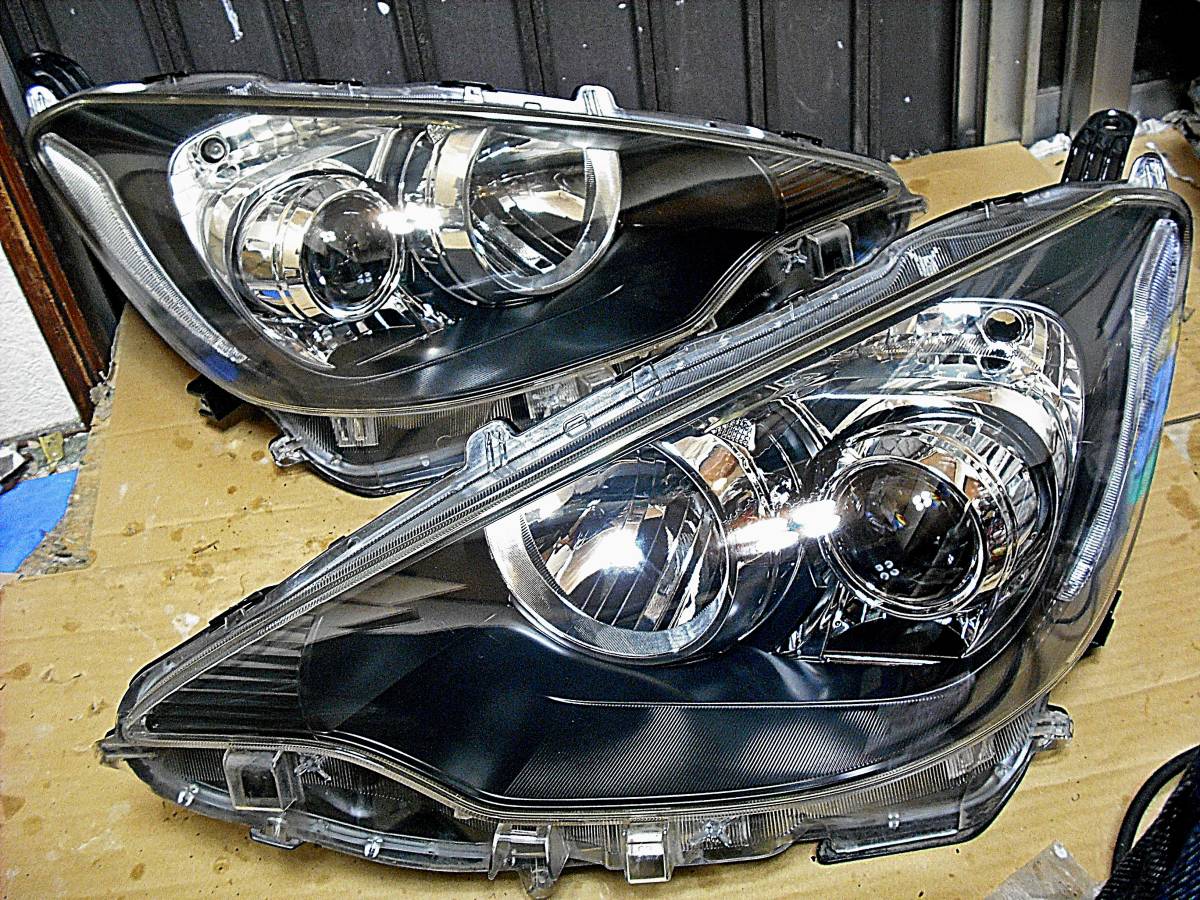 トヨタ純正 TOYOTA NHP10 中期 前期 10 アクア G'S 純正 LEDヘッド