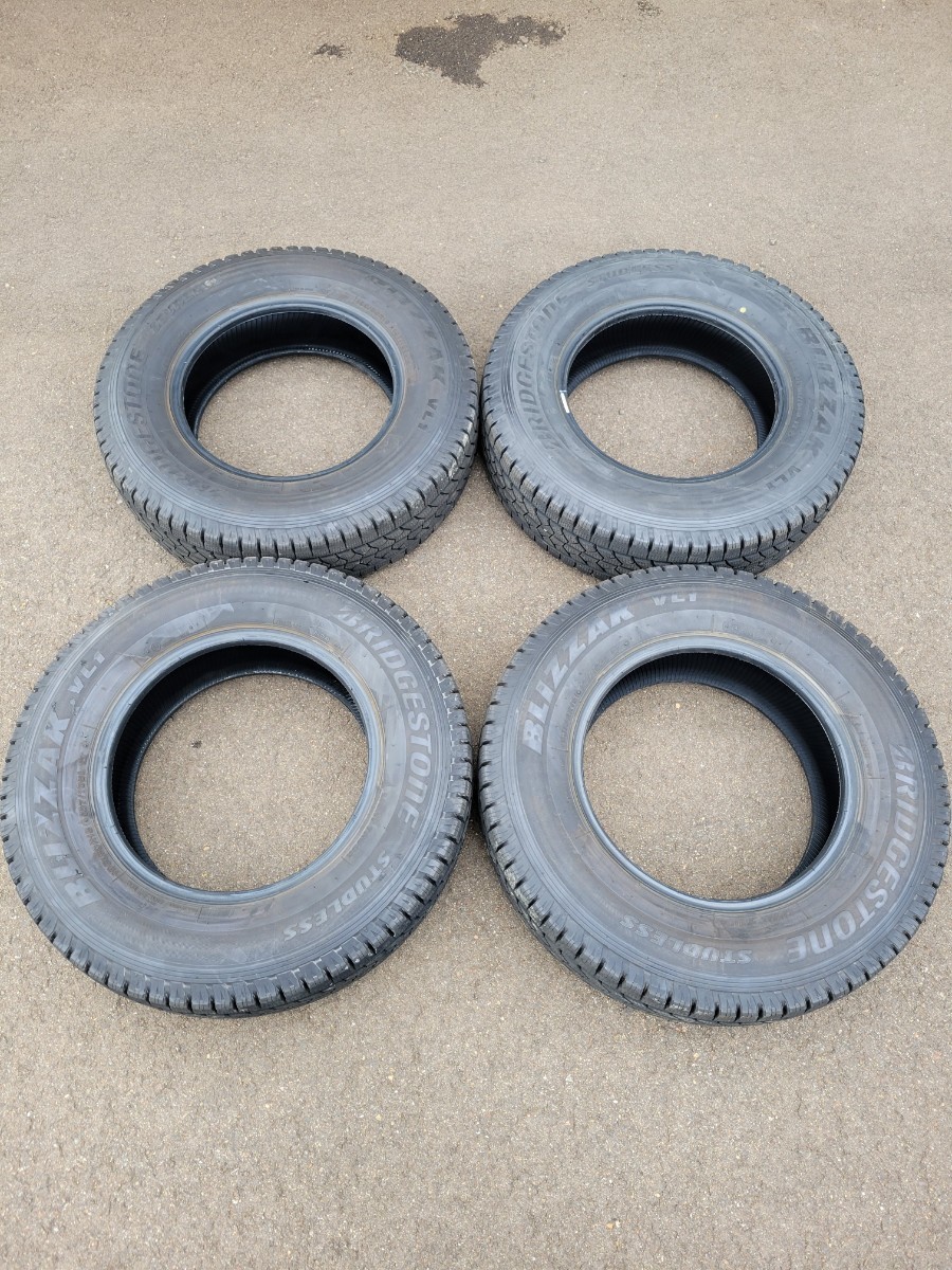 ☆格安スタート 195/80R15 BS ブリヂストン BLIZZAK VL1 バリ溝