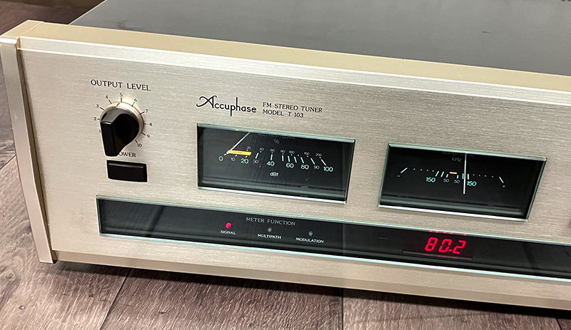□Accuphase T-103 FMチューナー アキュフェーズ□ T-103