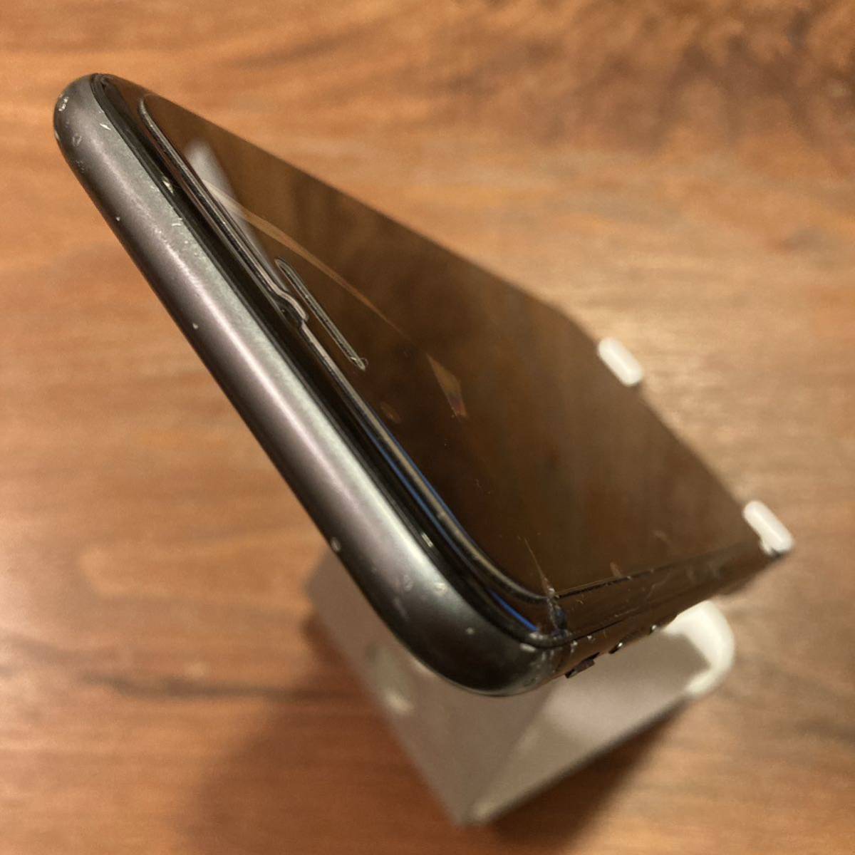 iPhone8 SIMフリー 64GB バッテリー容量82% スペースグレー SIMロック