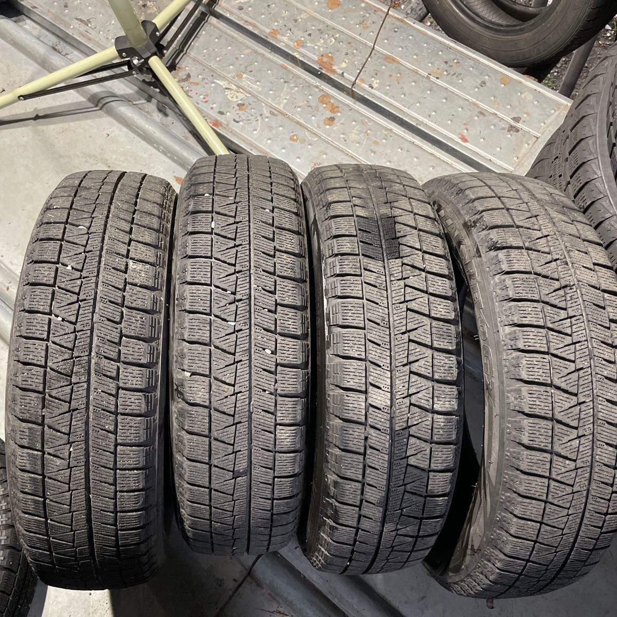 155⁄65R14 ブリヂストン ブリザック レボGZ 165/65R14 が4本 155⁄65R14 ブリヂストン ブリザック レボGZ 165/65R14 が4本