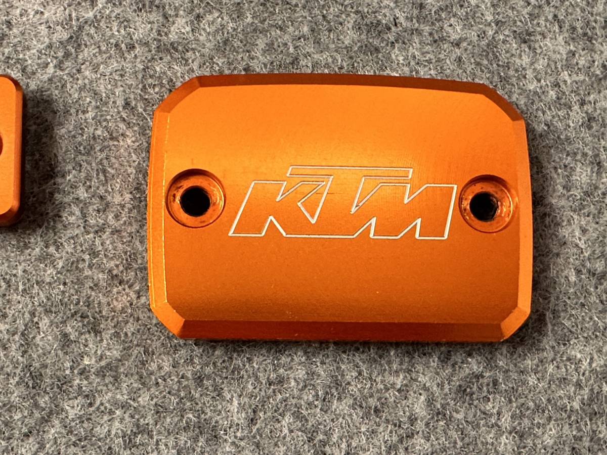 ◆A41 売切り! 美品 KTM 1050 1190 1290 アドベンチャー KTMパワーパーツ アルミ ブレーキフルード クラッチフルード キャップ 3点セット KTM 0 1 Budget Oriented adventureの中古品・新品