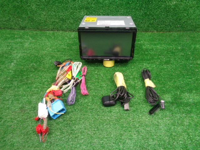 良品!! KENWOOD ケンウッド メモリーナビ 彩速ナビ SDナビ カーナビ ナビ MDV-L401 地図 2020年 DVD CD ワンセグ 地デジ TV SD USB ipod