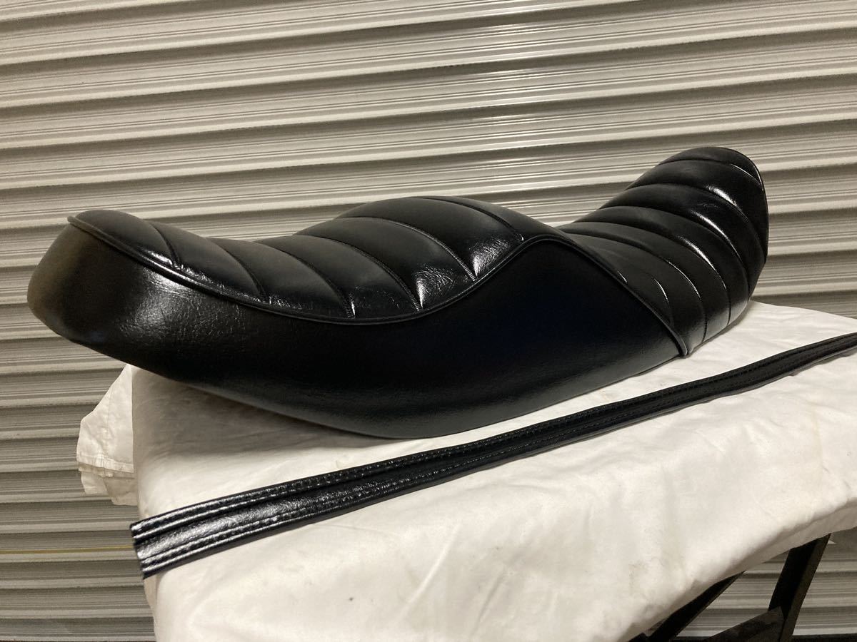ゼファー 400 純正シート張替 変形 タックロール 猫背シート 張替後未使用