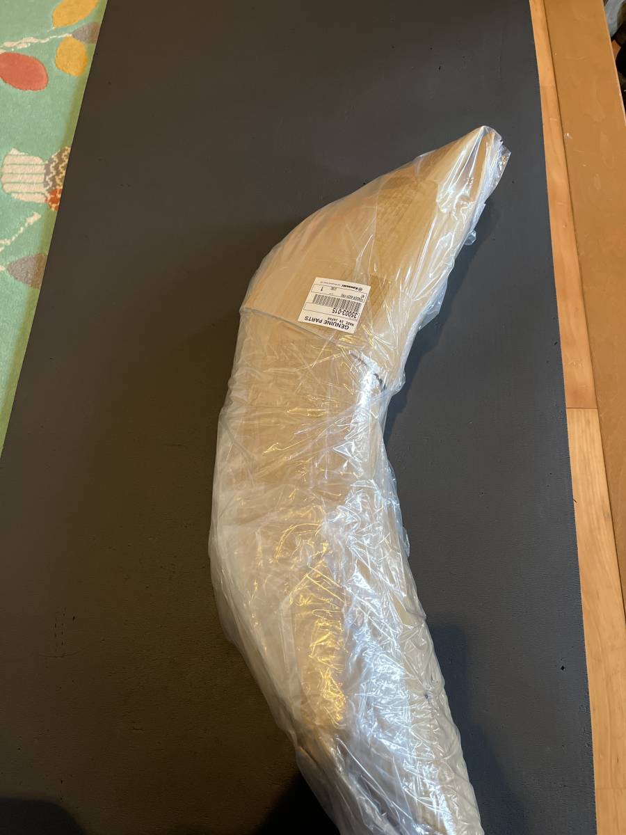 Z2、Z1純正フロントフェンダー未開封新品 フロントフェンダー Z1 純正