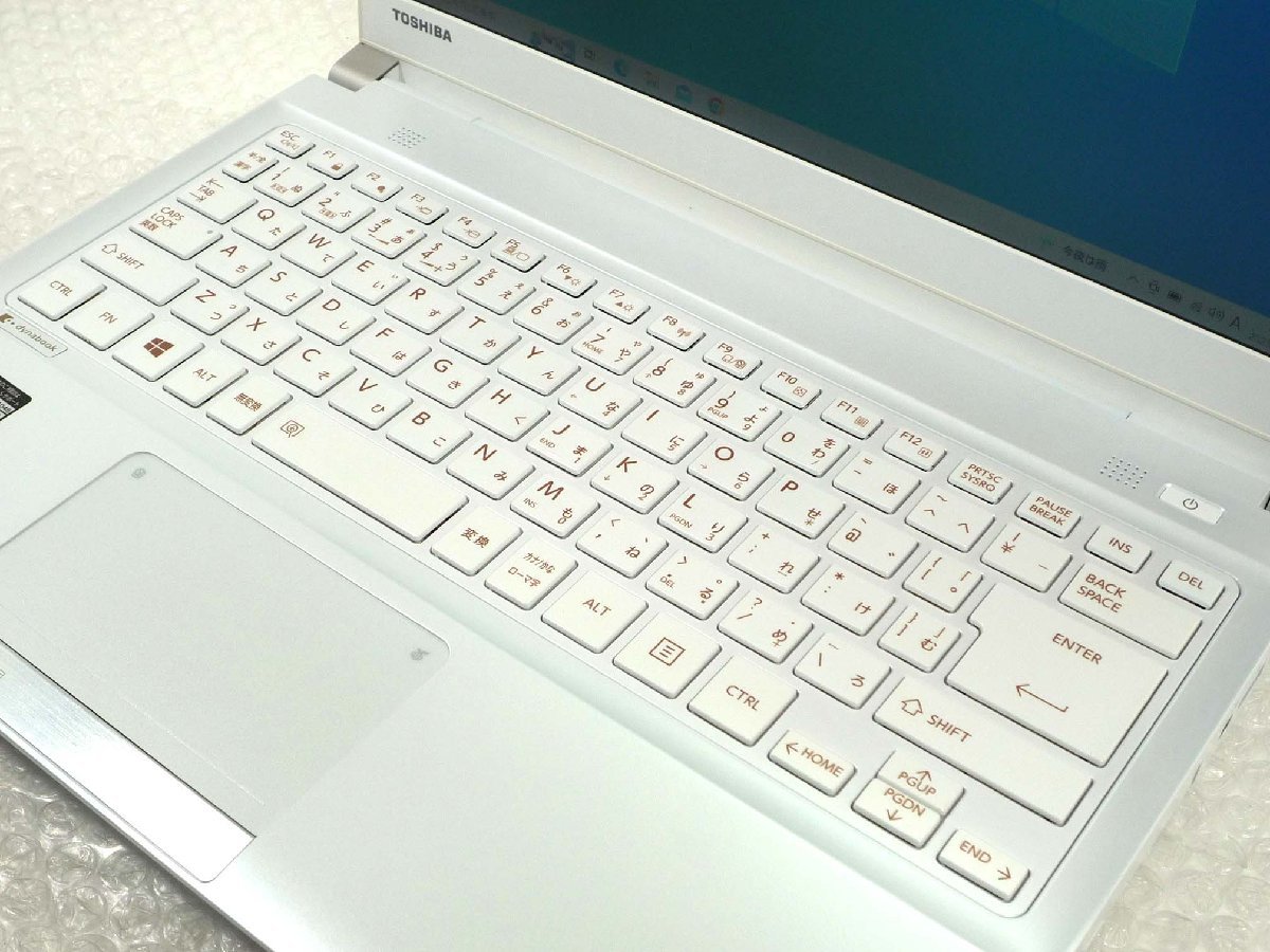 ○東芝 TOSHIBA dynabook R734/37KW / i7-4700MQ / 4GBメモリ / 1TB