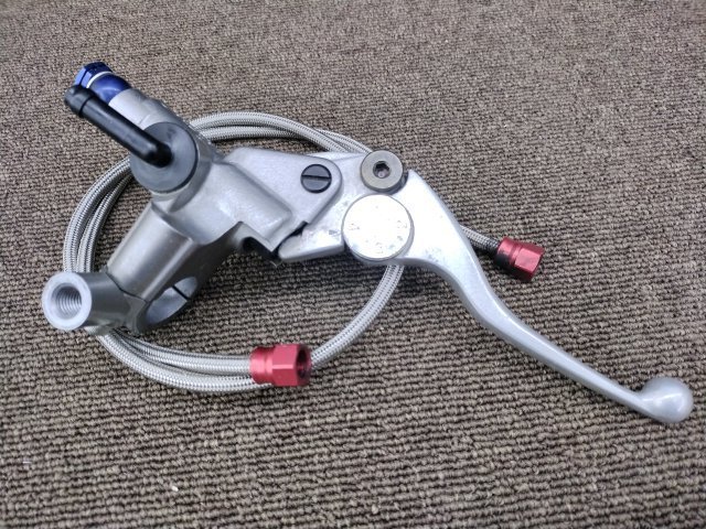  汎用 NISSIN ミニバイク用ブレーキマスター1/2 NSR50.NSF100.XR100モタード.NS50F.モンキー.シャリー.エイプ50.エイプ100.ダックス.R&P(その他)｜売買されたオークション情報、yahooの商品情報をアーカ その他