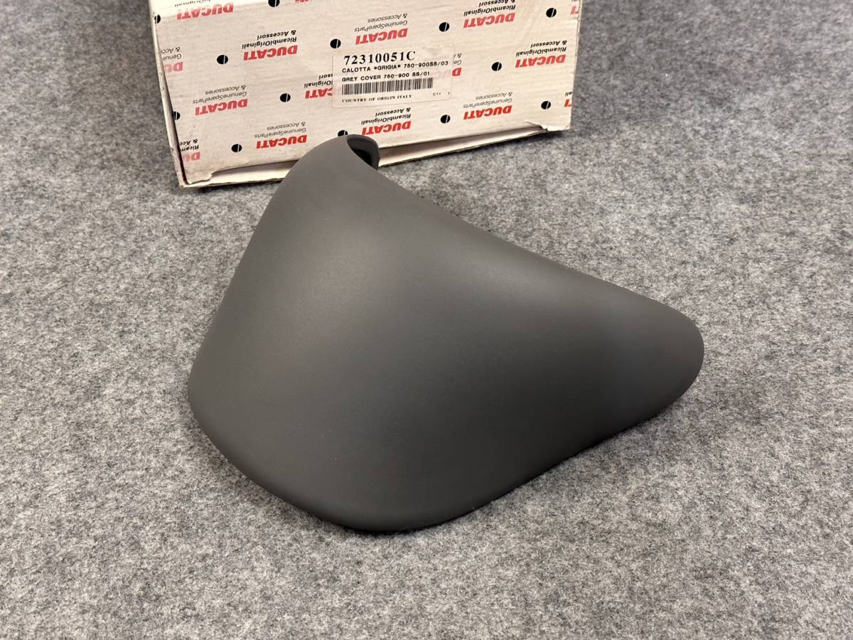 ◆B09 売切り! 新品 ドゥカティ SS750 SS800 SS900 SS1000 純正 タンクパット タンクプロテクション 72310051C