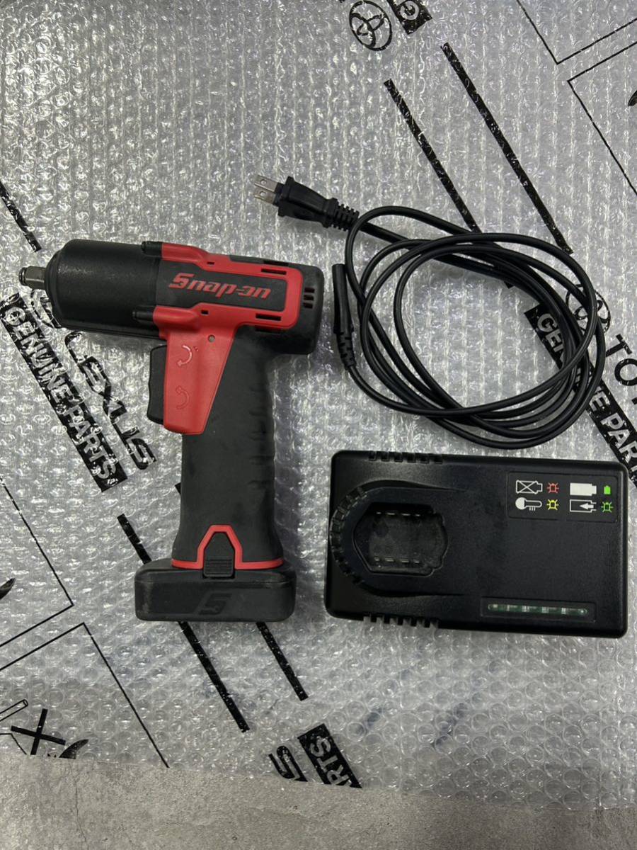 スナップオン ☆SNAP-ON スナップオン コードレスインパクトレンチ/LEDライト/充電器/バッテリーセット CTJ3850 CTCJ318 CTB3185 ジャンク品☆ snap-on 電動インパクト 3\u20448 - メンテナンス用品新