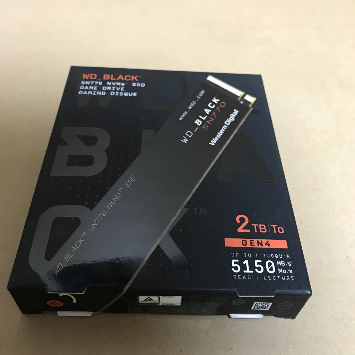 Western Digital WDS200T3X0E M.2 NVMe 内蔵SSD 2TB WD_BLACK SN770