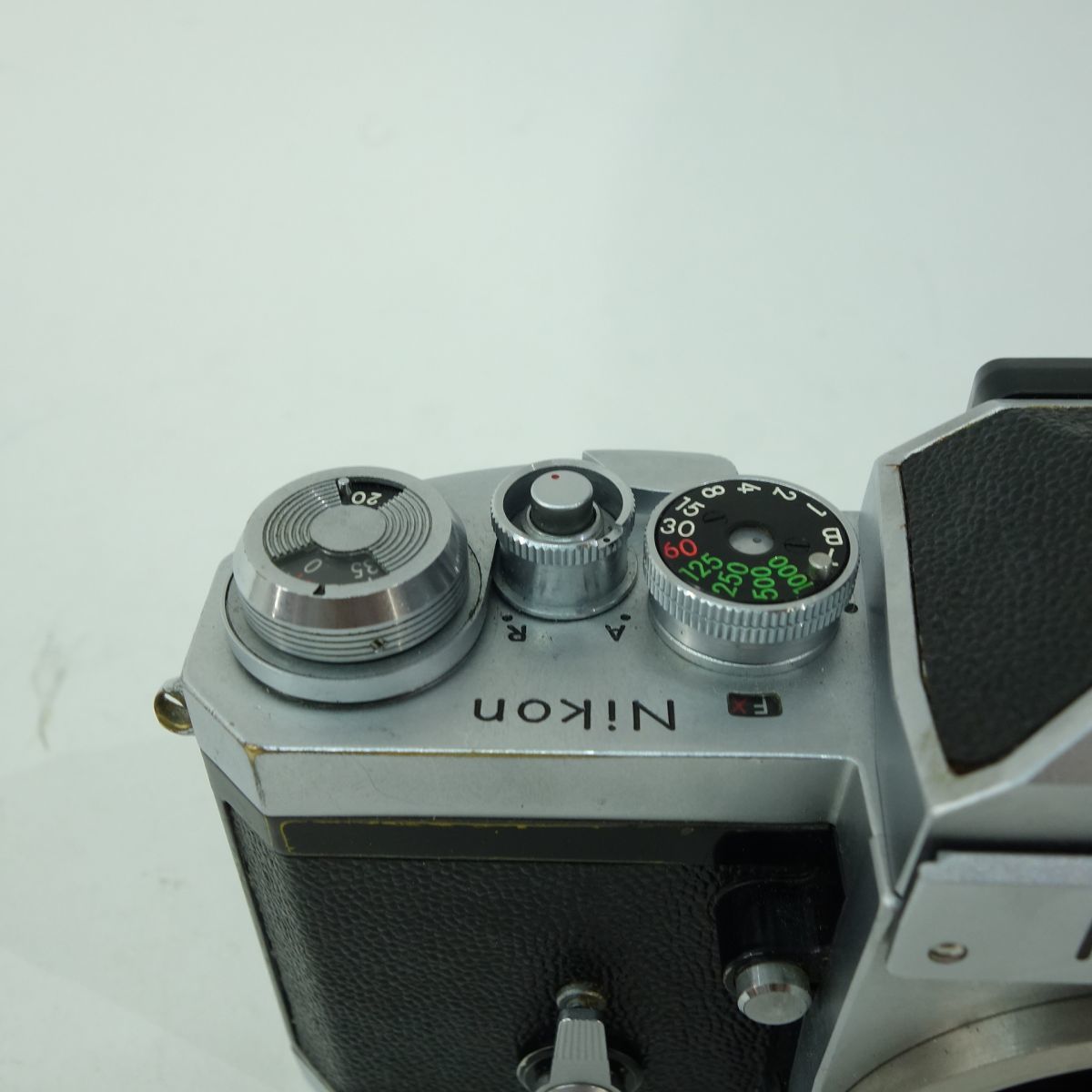 美品 アンティーク ニコンF 105mm F2.5アイレベル シルバーNikon 美品 アンティーク ニコンF 105mm F2.5アイレベル シルバーNikon
