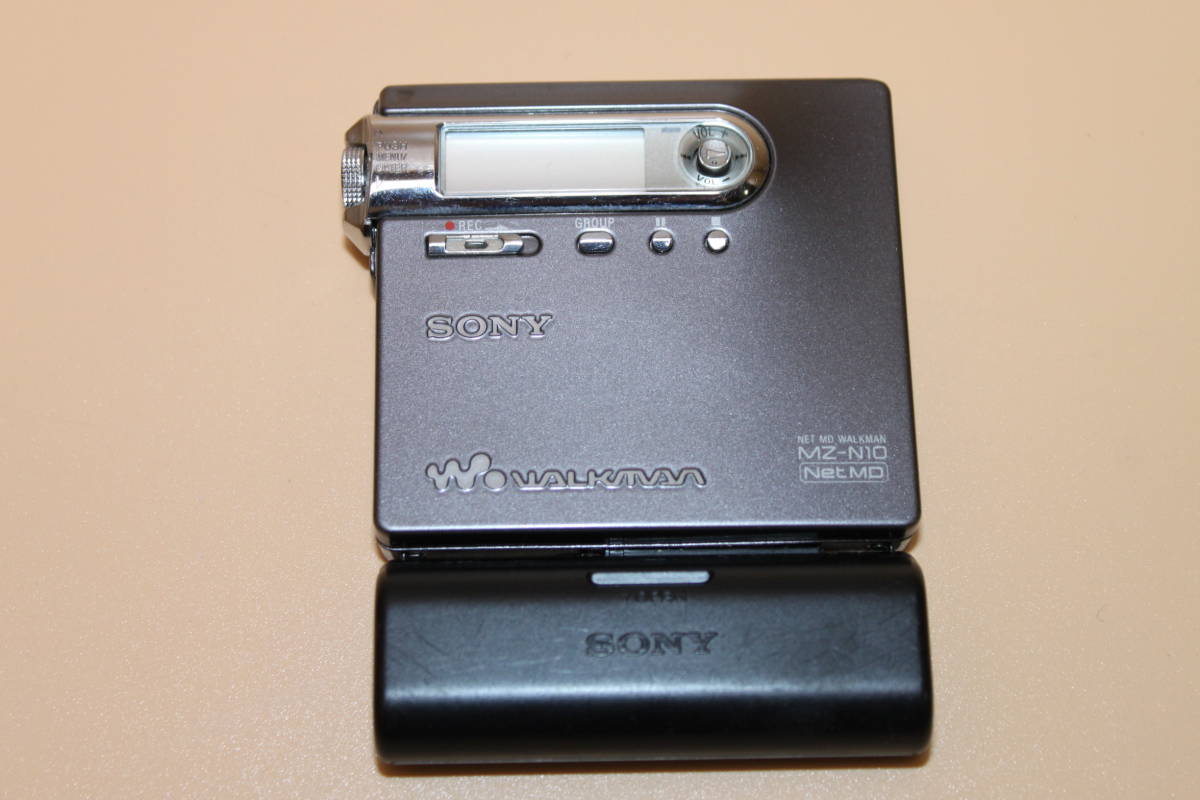 動作品 乾電池ケース付 SONY MZ-N10 NetMD Portable MD Player WALKMAN