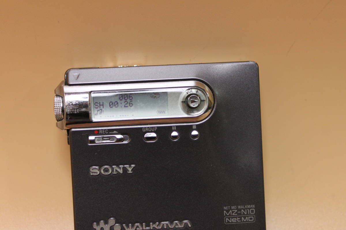 動作品 乾電池ケース付 SONY MZ-N10 NetMD Portable MD Player WALKMAN