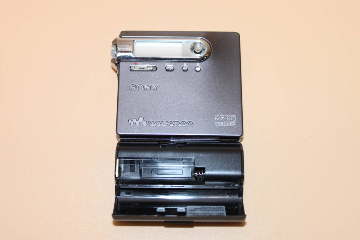 動作品 乾電池ケース付 SONY MZ-N10 NetMD Portable MD Player WALKMAN