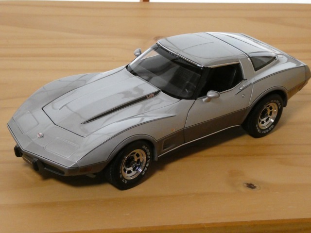 1⁄18 UT models CHEVROLET 1/18 UTMODELS UTモデル シボレーコルベット