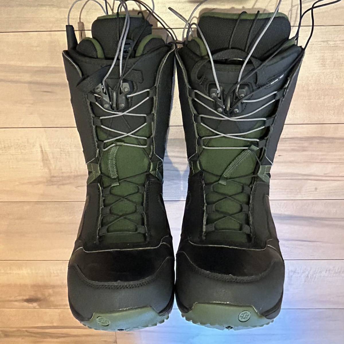 スノーボードブーツ STEPCHILD 29.5センチ
