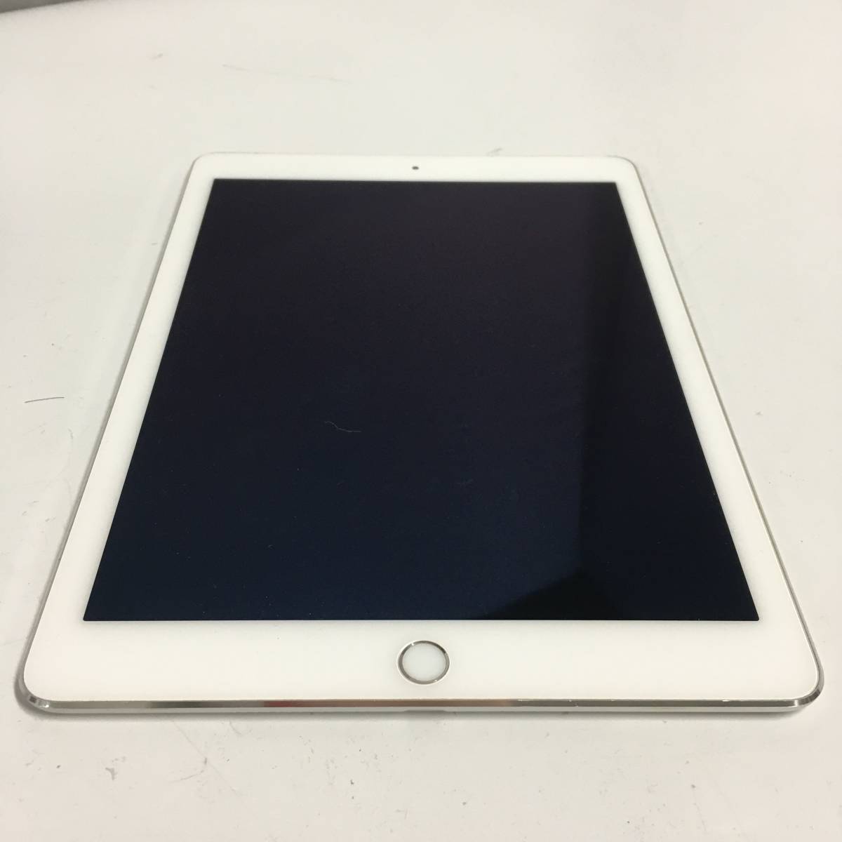 □Apple iPad Air2 64GB シルバー MGHY2J アップル アイパッド 【23